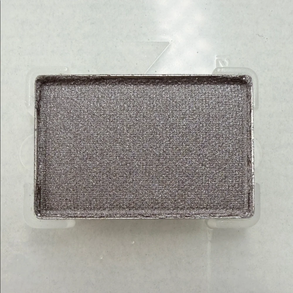 Mary Kay Mineral Eye Color - Silver Satin Shade
